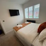 Open Plan Centre *