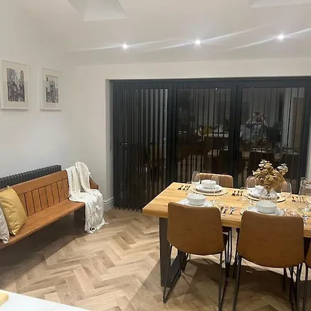 Дом отдыха Open Plan Centre Йорк