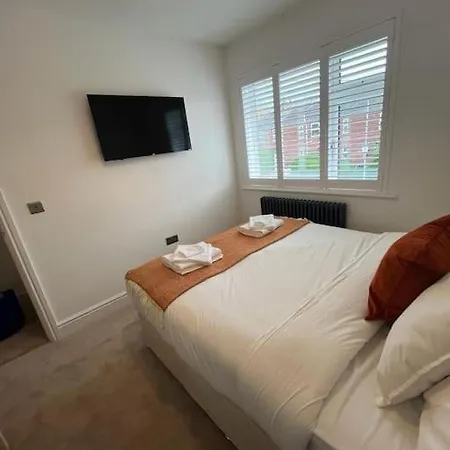 Open Plan Centre *